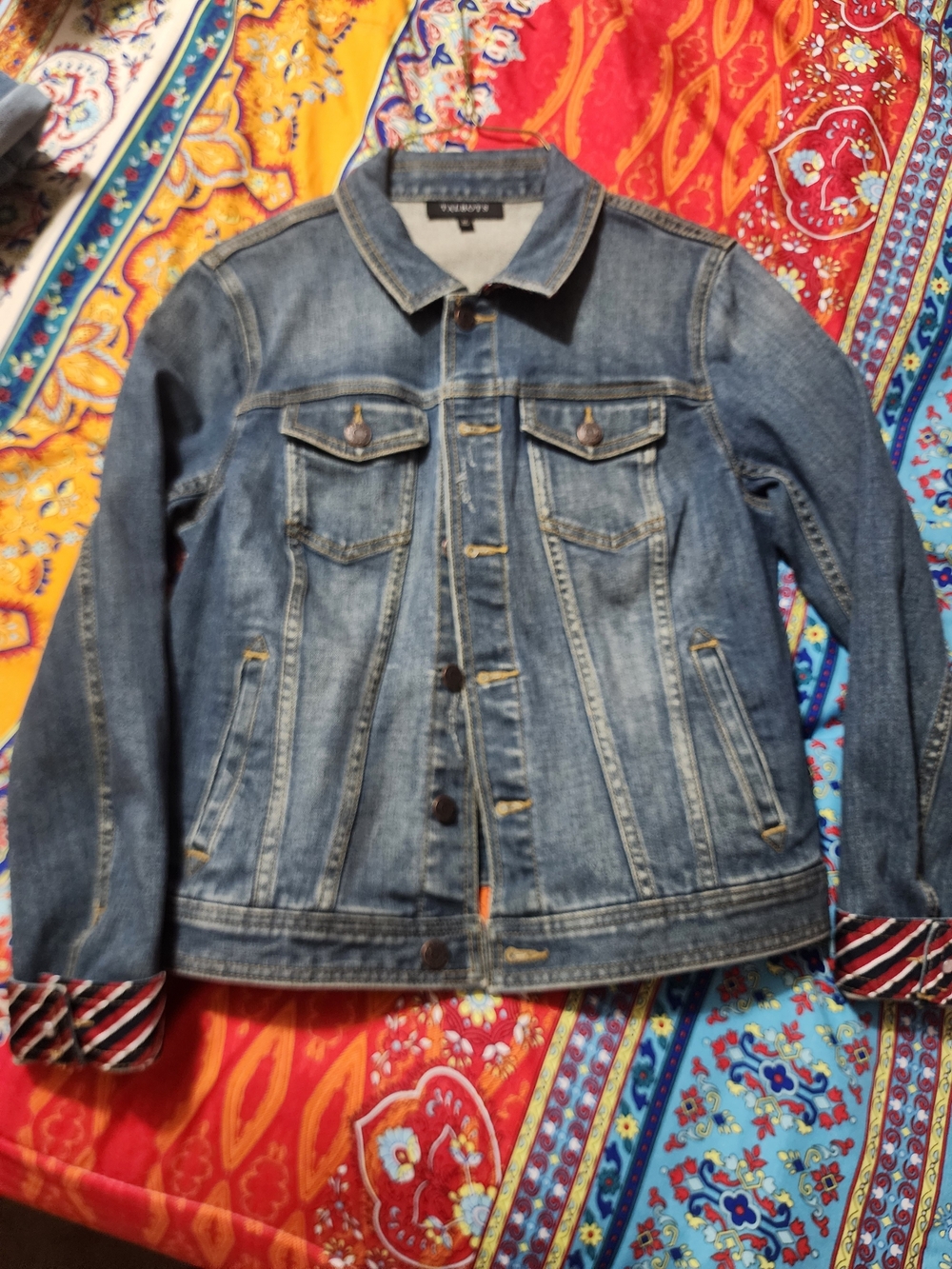 Talbots Ladies Trucker JEAN JACKET Stripped Cuffs And Collar Med Faded Button